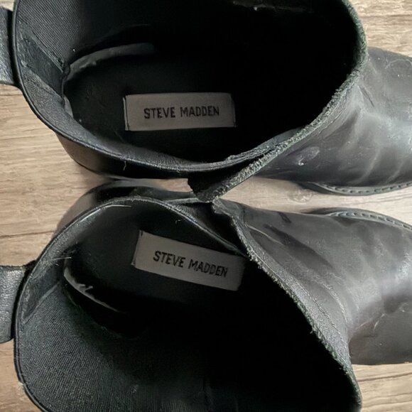 Steve Madden Moira Chelsea Boot in Color Black Leather - Picture 7 of 11